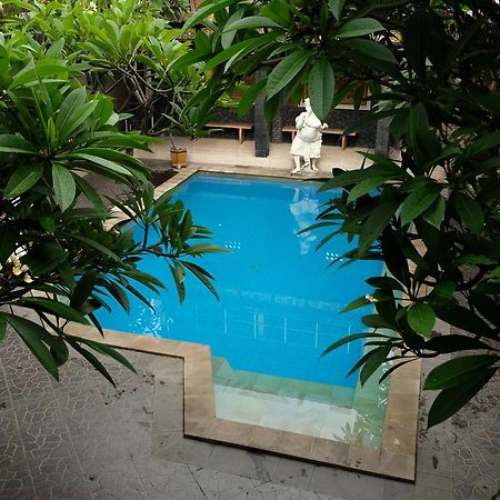 科尔迪海滩简易别墅和餐厅 八丹拜 外观 照片