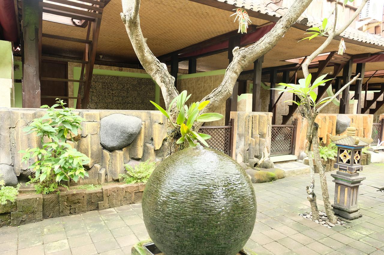 科尔迪海滩简易别墅和餐厅 八丹拜 外观 照片